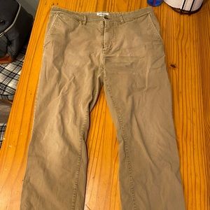 Goodfellow khakis